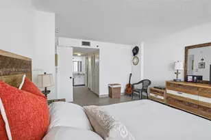 210 174th St, Sunny Isles Beach, FL 33160 - Photo 14