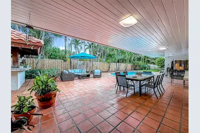10462 SW 121st St, Miami, FL 33176 - Photo 32