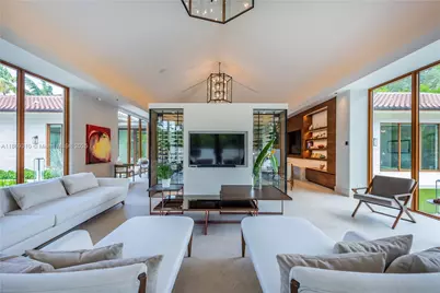 864 NE 84th St, Miami, FL 33138 - Photo 12