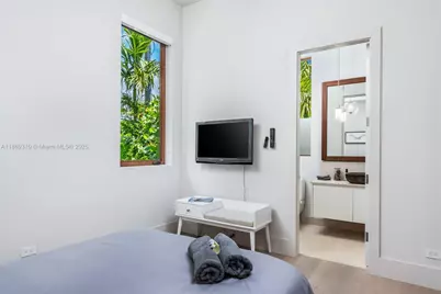 864 NE 84th St, Miami, FL 33138 - Photo 42