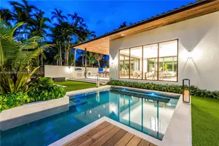 864 NE 84th St, Miami, FL 33138 - Photo 2