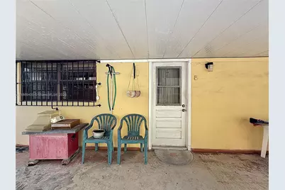 1055 NW 32nd Ct, Miami, FL 33125 - Photo 34