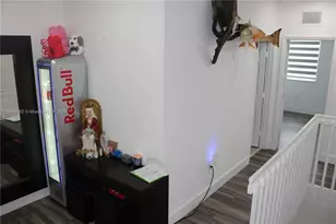 8415 NW 108th Pl, Doral, FL 33178 - Photo 20