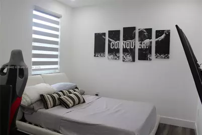 8415 NW 108th Pl, Doral, FL 33178 - Photo 16