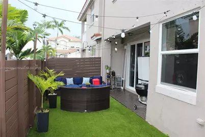 8415 NW 108th Pl, Doral, FL 33178 - Photo 22