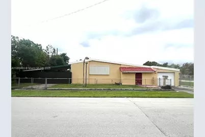 620 NW 182nd Ter, Miami Gardens, FL 33169 - Photo 1