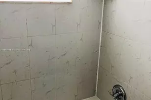 23 SE 12th St, Dania Beach, FL 33004 - Photo 14