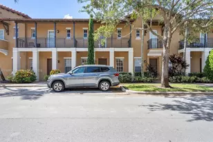 14614 SW 6th St, Pembroke Pines, FL 33027 - Photo 1