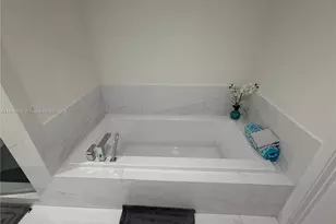 400 Sunny Isles Blvd, Sunny Isles Beach, FL 33160 - Photo 16