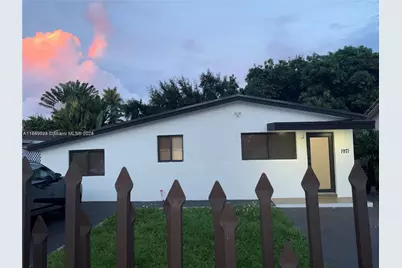1971 W 2nd Ave, Hialeah, FL 33010 - Photo 2
