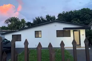 1971 W 2nd Ave, Hialeah, FL 33010 - Photo 2