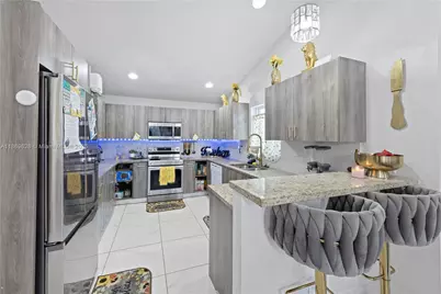 135 NW 6th Ave, Dania Beach, FL 33004 - Photo 6