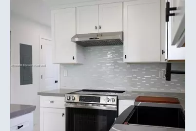 4313 NW 32nd Ave, Miami, FL 33142 - Photo 12