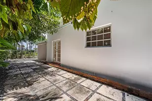 820 Lorca St, Coral Gables, FL 33134 - Photo 40