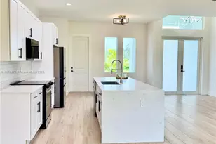 133 West Dr, Port Charlotte, FL 33947 - Photo 2