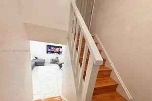 5685 NW 194th Ln, Miami Gardens, FL 33055 - Photo 14