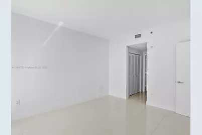 951 Brickell Ave #3707, Miami, FL 33131 - Photo 24