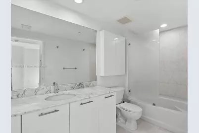 951 Brickell Ave #3707, Miami, FL 33131 - Photo 32
