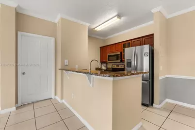 3555 Conroy Road #1325, Orlando, FL 32839 - Photo 10