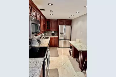 [Address not provided], Hallandale Beach, FL 33009 - Photo 8