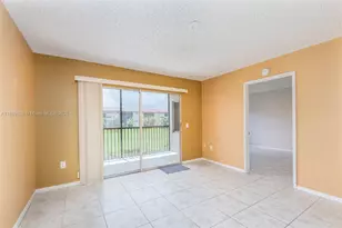 12550 SW 15th St, Pembroke Pines, FL 33027 - Photo 10
