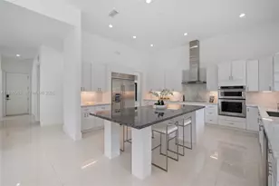 10703 SW 84th Ave, Miami, FL 33156 - Photo 8