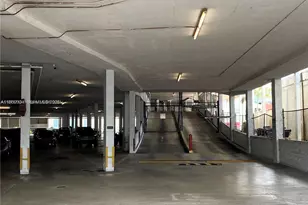 13499 Biscayne Blvd, North Miami, FL 33181 - Photo 32