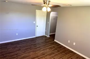 6053 SW 19th Pl, North Lauderdale, FL 33068 - Photo 8