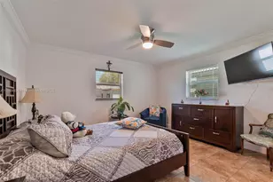 9021 NW 13th St, Plantation, FL 33322 - Photo 10