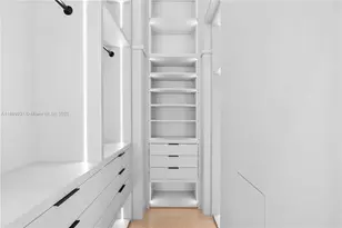 1331 Brickell Bay Dr, Miami, FL 33131 - Photo 12