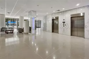 20100 W Country Club Dr, Aventura, FL 33180 - Photo 4