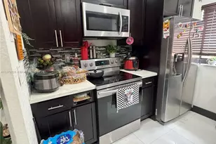 6411 W 27th Way, Hialeah, FL 33016 - Photo 4