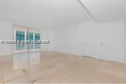 1200 Brickell Bay Dr #4114, Miami, FL 33131 - Photo 14