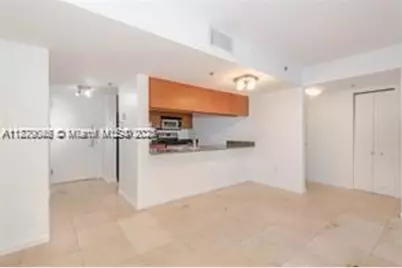 1200 Brickell Bay Dr #4114, Miami, FL 33131 - Photo 22