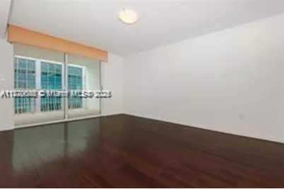 1200 Brickell Bay Dr #4114, Miami, FL 33131 - Photo 6