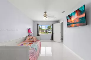 11350 SW 46th St, Miami, FL 33165 - Photo 10