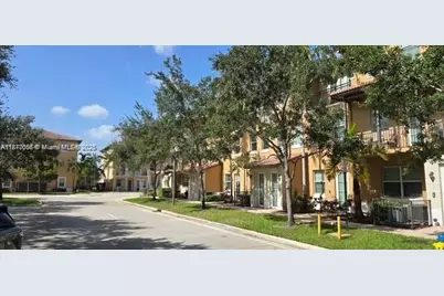 819 SW 147th Ave #1405, Pembroke Pines, FL 33027 - Photo 4