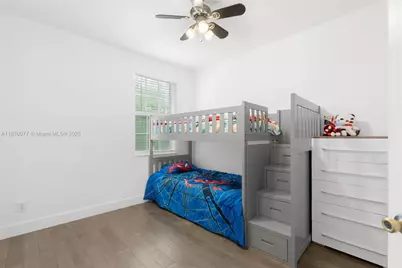 10548 NW 56th Dr, Coral Springs, FL 33076 - Photo 16