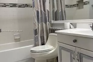 5721 Riverside Dr, Coral Springs, FL 33067 - Photo 4