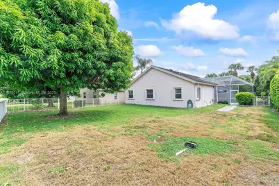 800 Clearbrook Park Cir, Delray Beach, FL 33445 - Photo 40