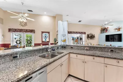 800 Clearbrook Park Cir, Delray Beach, FL 33445 - Photo 16