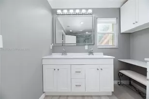 2428 NW 99th Way, Sunrise, FL 33322 - Photo 28