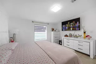 19800 SW 180th Ave, Miami, FL 33187 - Photo 10