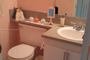 1087 Harwood F, Deerfield Beach, FL 33442 - Photo 14