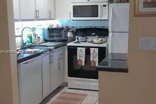 1087 Harwood F, Deerfield Beach, FL 33442 - Photo 8