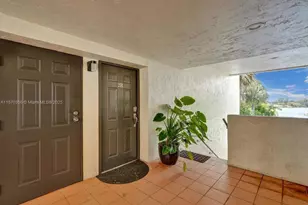900 Crystal Lake Dr, Deerfield Beach, FL 33064 - Photo 38
