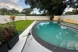 526 S Rainbow Dr, Hollywood, FL 33021 - Photo 20