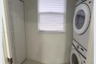 526 S Rainbow Dr #0, Hollywood, FL 33021 - Photo 12