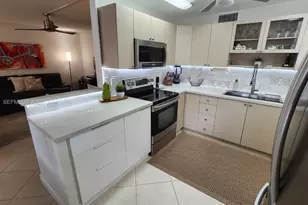 2001 Ventnor G, Deerfield Beach, FL 33442 - Photo 1