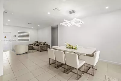 19803 SW 321 Street, Homestead, FL 33030 - Photo 8
